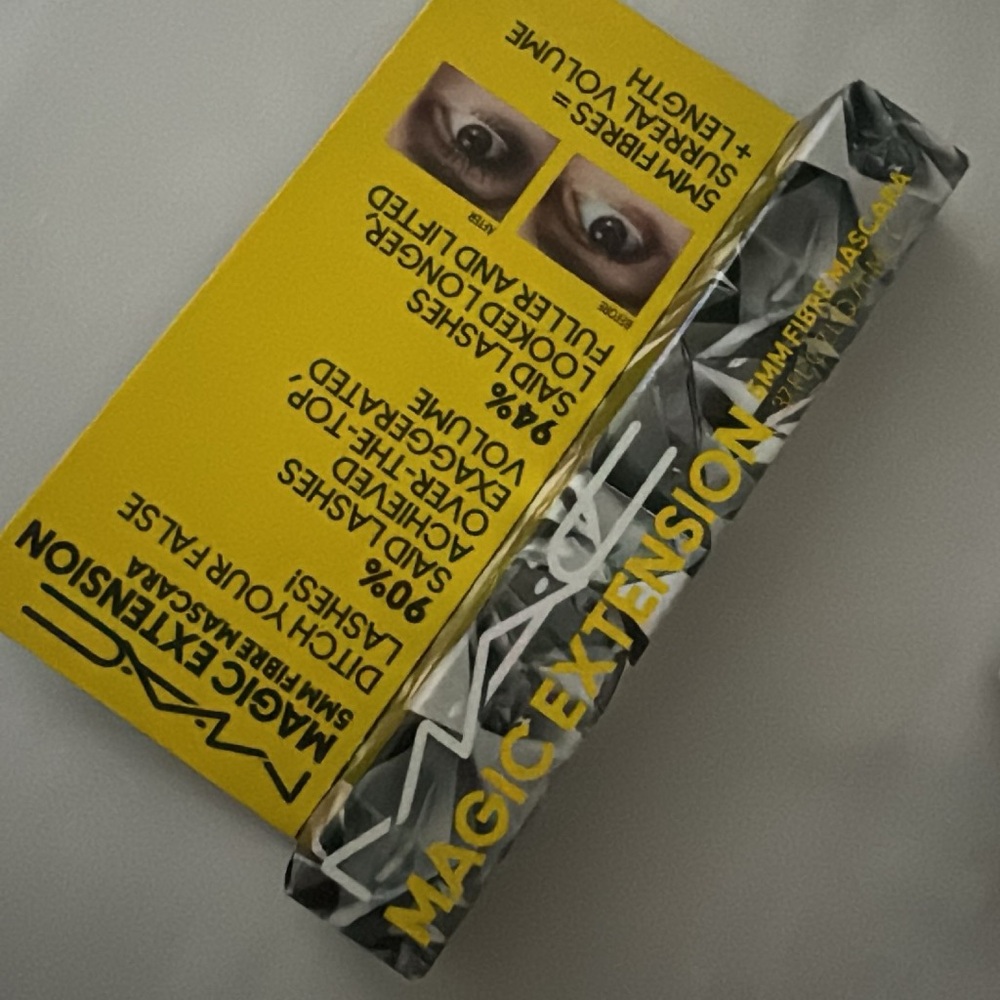 Mac mascara extention lashes